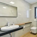 In With Swimming Pool