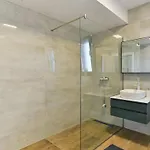 In With Swimming Pool Vila